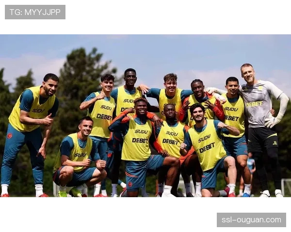 比赛结果：水晶宫主场逼平狼队，赛后技术统计显示主队下半场跑动优于上半场